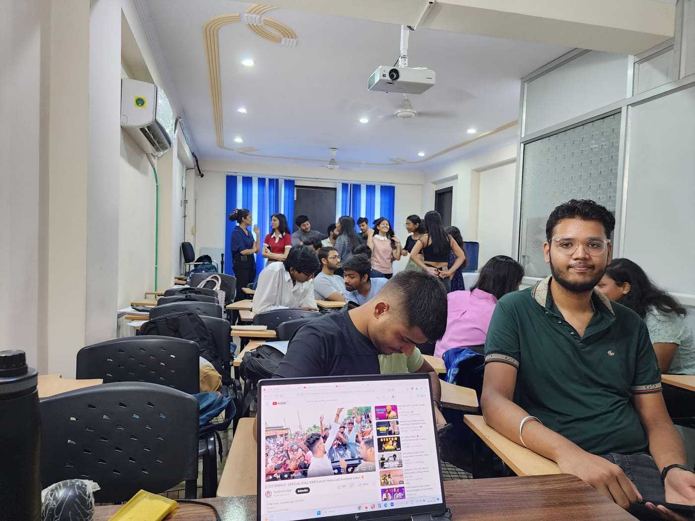 Ikshana Learning classroom environment